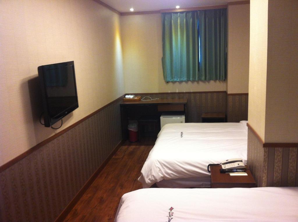 Global Inn Seoul Dongdaemun City Days Inn Buitenkant foto