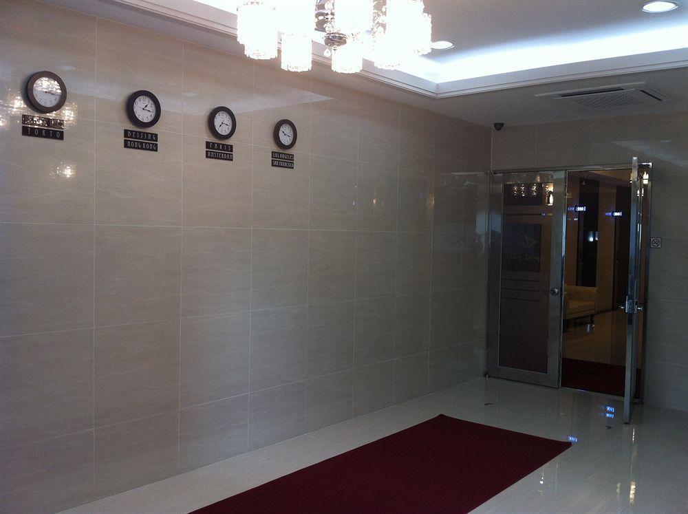 Global Inn Seoul Dongdaemun City Days Inn Buitenkant foto