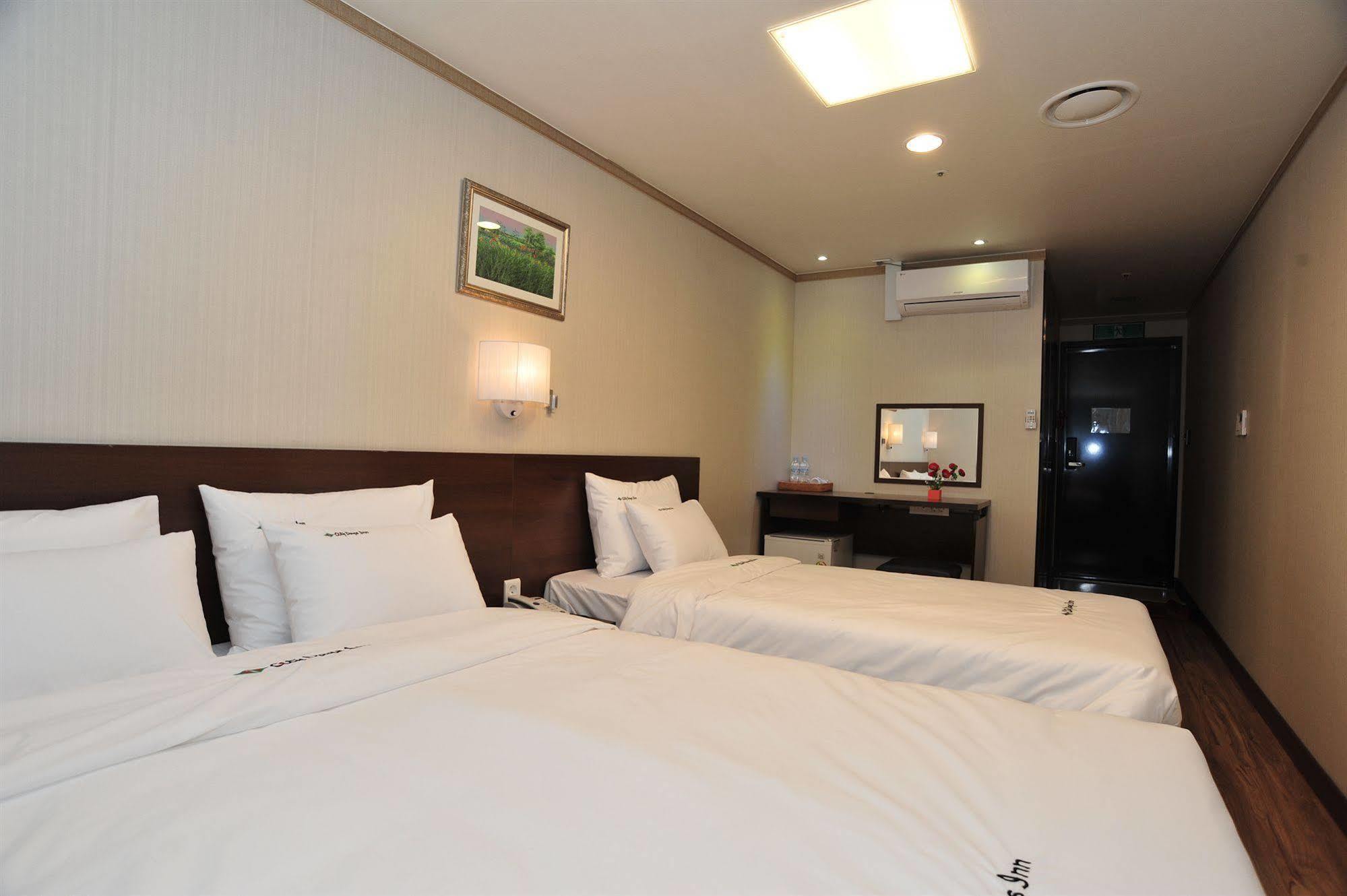 Global Inn Seoul Dongdaemun City Days Inn Buitenkant foto